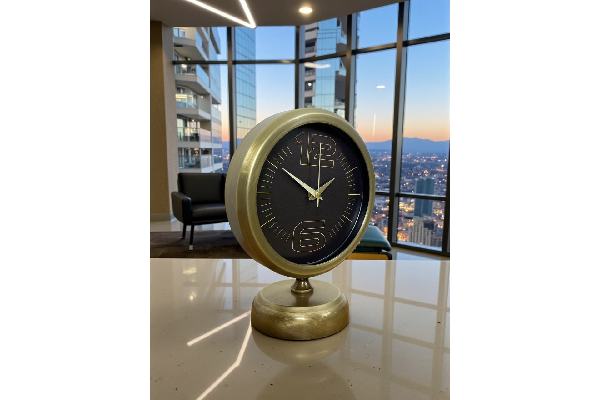 RETRO MODERN TASARIM METAL MASA SAATİ 25X20 CM
