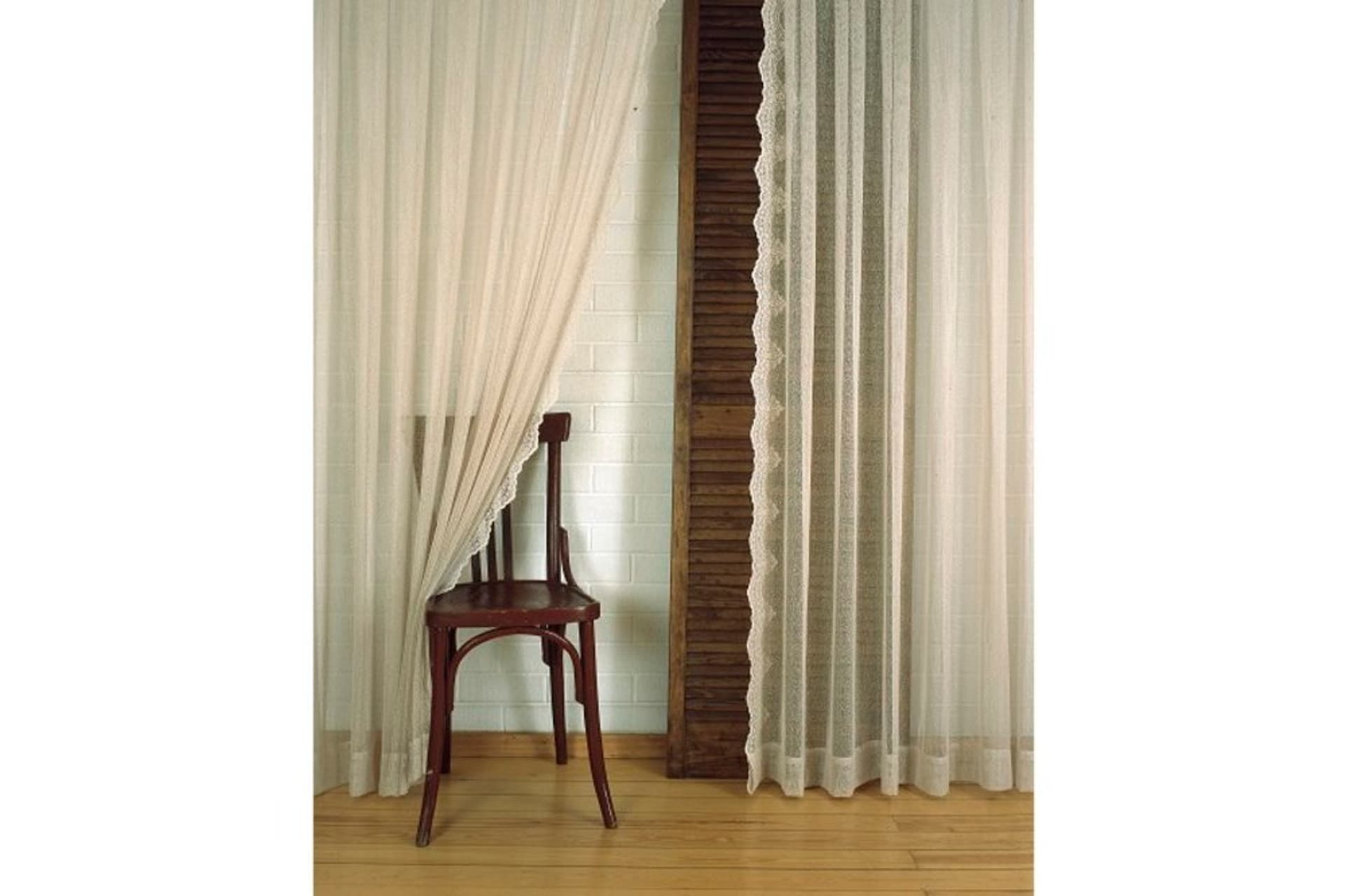 MASSARELLİ FON ÖRME TÜL DANTELLİ BEJ RENGİ PİLESİZ 260X260