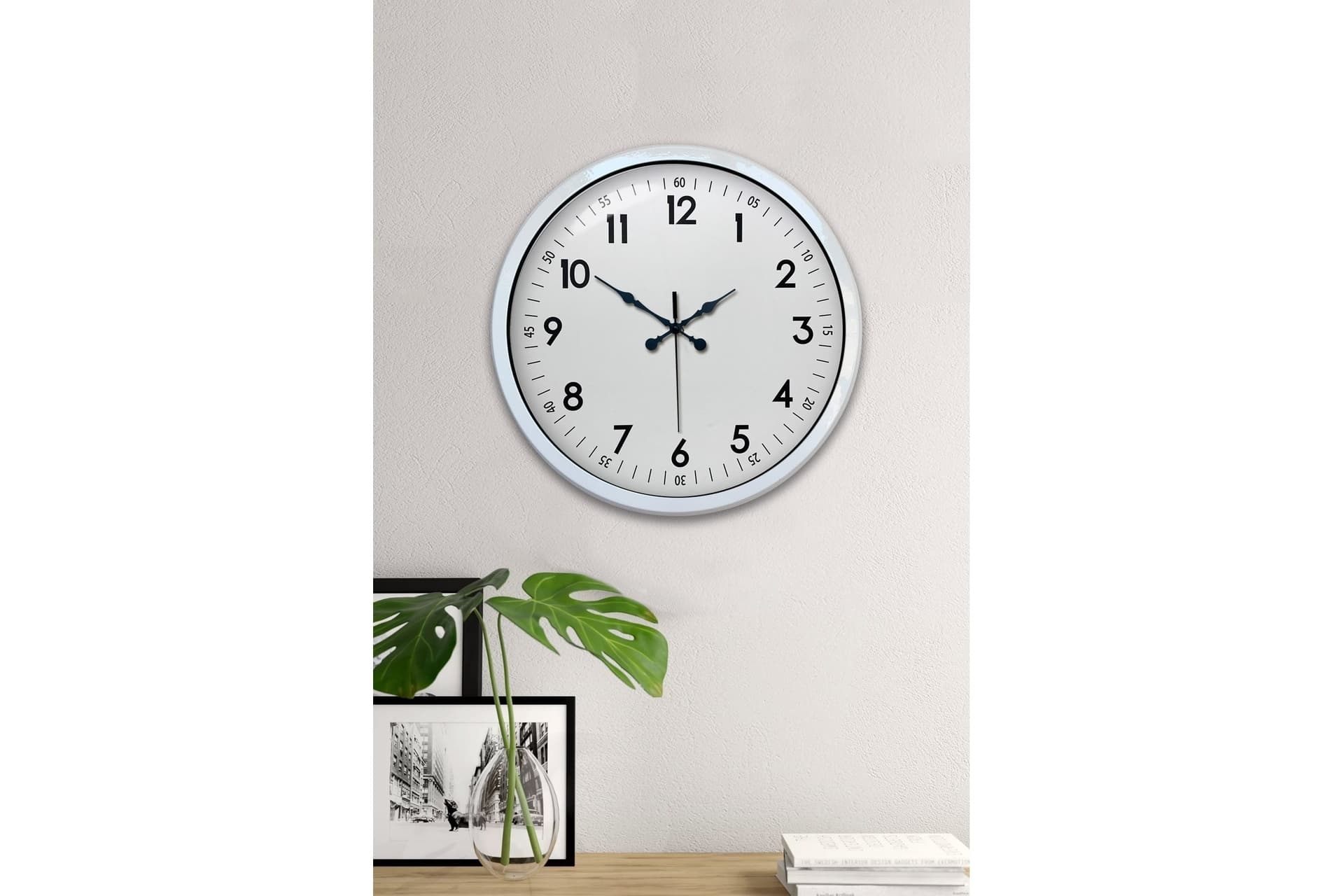 BEYAZ METAL STANDART DUVAR SAATİ 40 CM