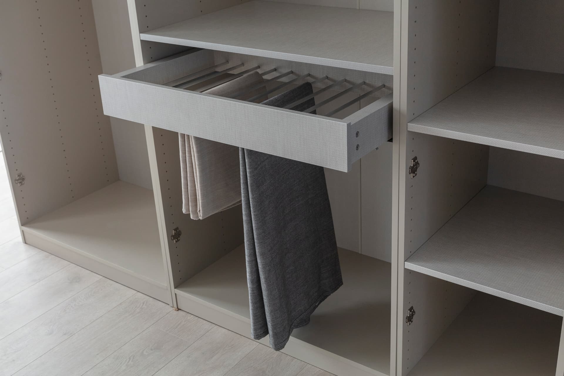 PANDORA NOX DOLAP MODÜLÜ, PANTOLON ASKISI, 90 CM, TEKSTİL